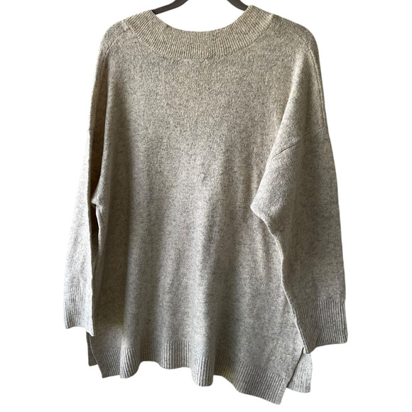 Time and Tru Womens 2XL Beige Sweater V Neck Pullover Soft Knit Long Sleeve Cozy - Picture 2 of 9